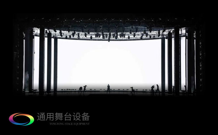視覺(jué)屏幕為主、條狀LED屏幕、燈光設(shè)備及舞臺(tái)幕布詮釋當(dāng)下舞臺(tái)設(shè)計(jì)潮流