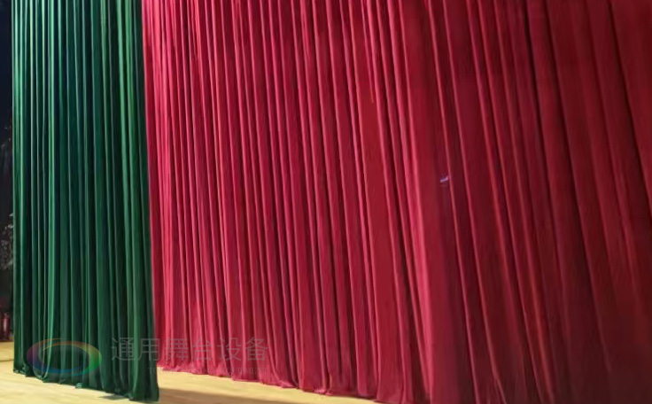 隨著全球文化演出市場的復蘇以及公共安全意識的提升，舞臺安全設備領(lǐng)域迎來新一輪發(fā)展機遇